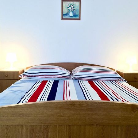 Apartment Ivo Vinišće Kültér fotó